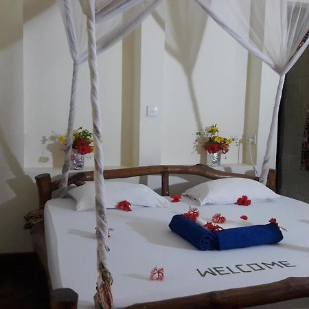 African Dream Cottages - Diani Beach Exteriör bild