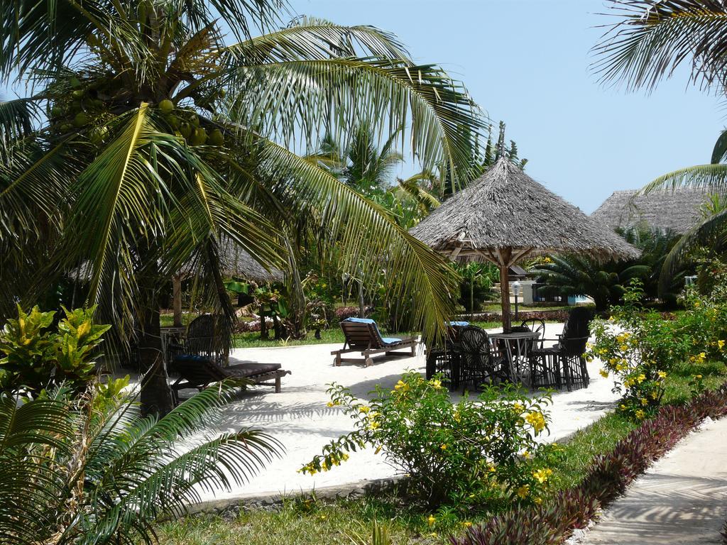 African Dream Cottages - Diani Beach Exteriör bild