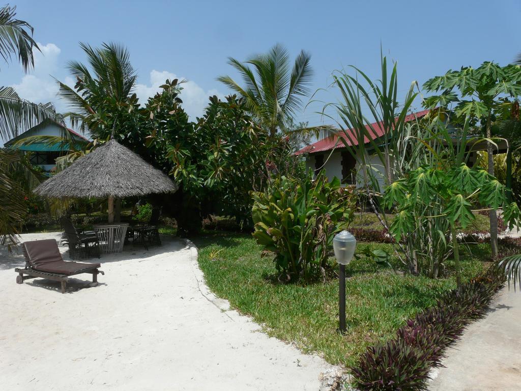 African Dream Cottages - Diani Beach Exteriör bild