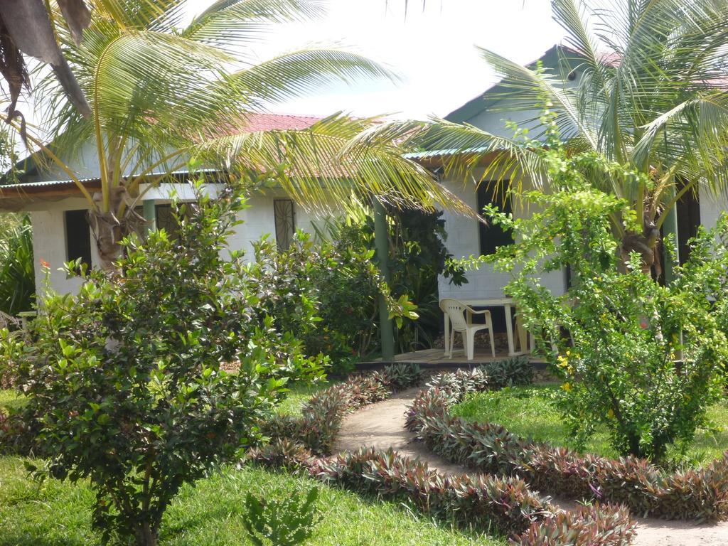 African Dream Cottages - Diani Beach Exteriör bild