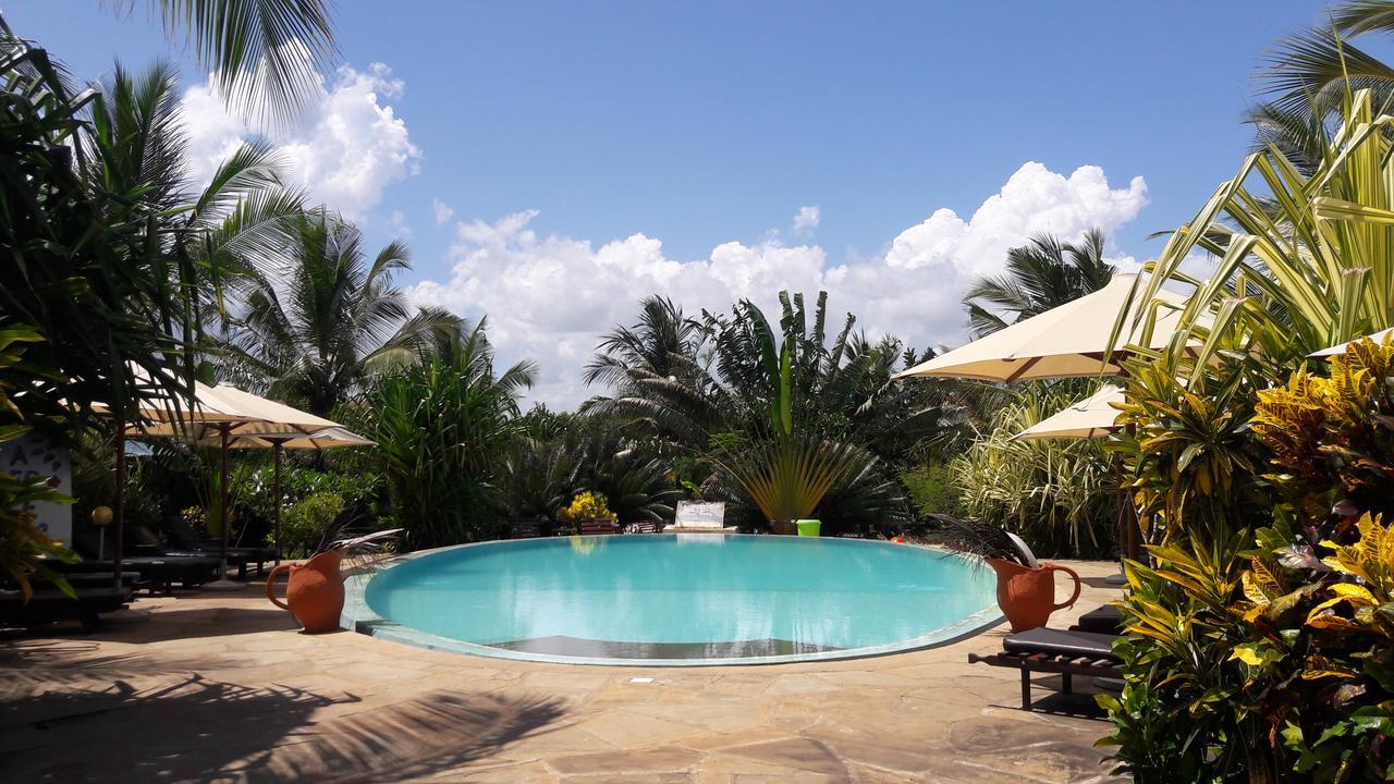 African Dream Cottages - Diani Beach Exteriör bild